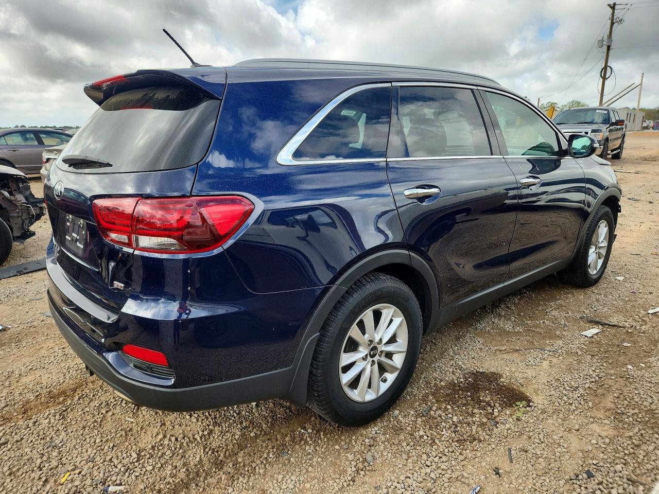 2020 Kia Sorento Lx - Фото 3