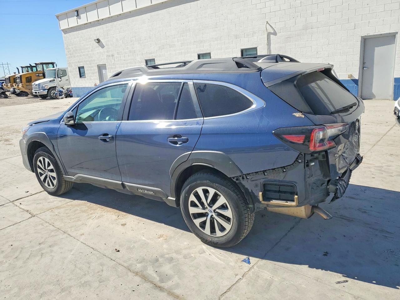 2024 Subaru Outback Premium 2.5L - Фото 2