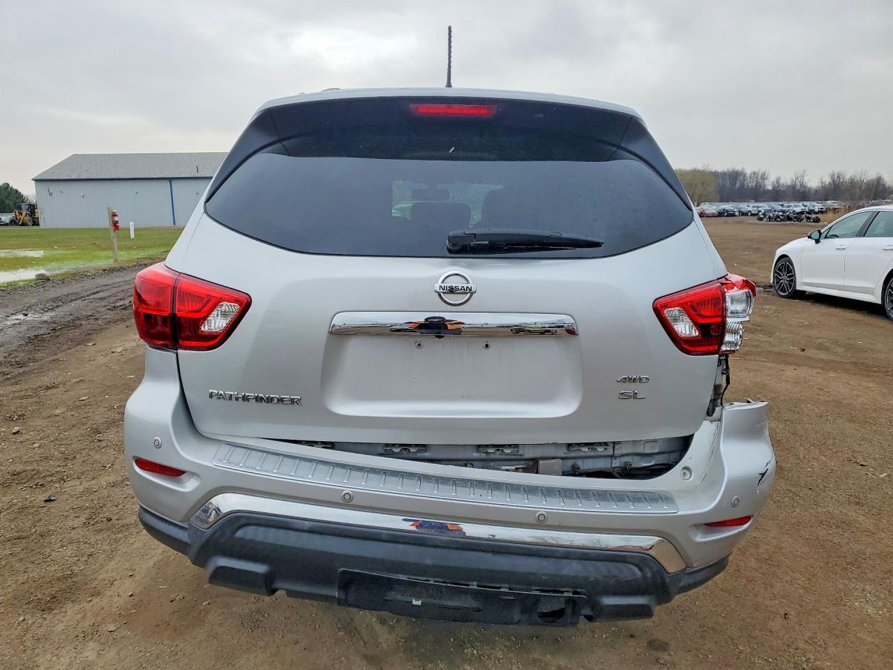 2017 Nissan Pathfinder Sl - Image 6