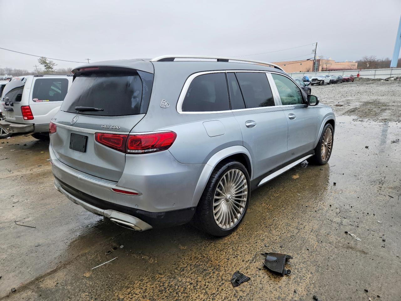 2022 Mercedes-Benz Gls Merced - Image 3