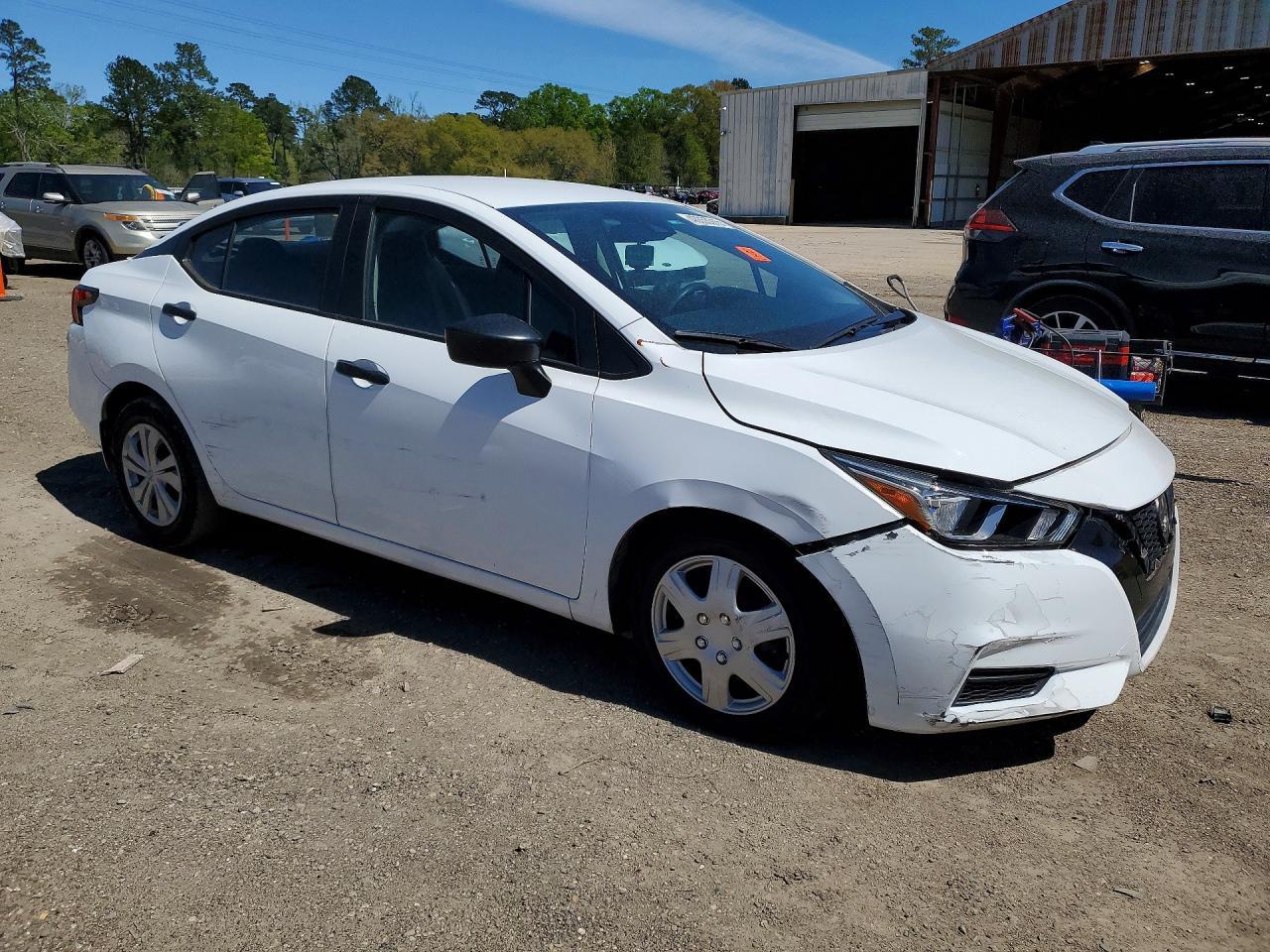 2020 Nissan Versa S - Image 4