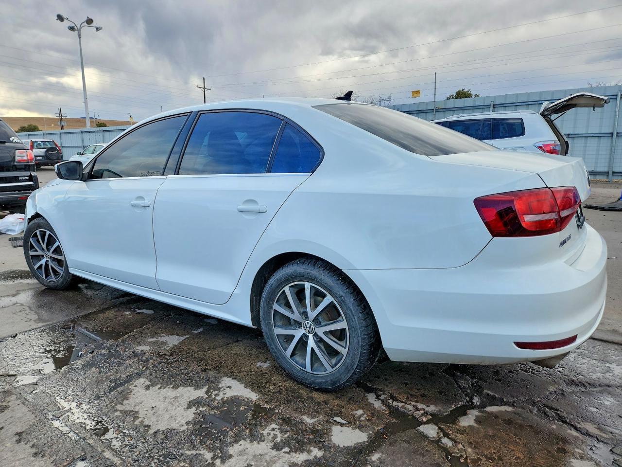 2017 Volkswagen Jetta Se - Фото 2