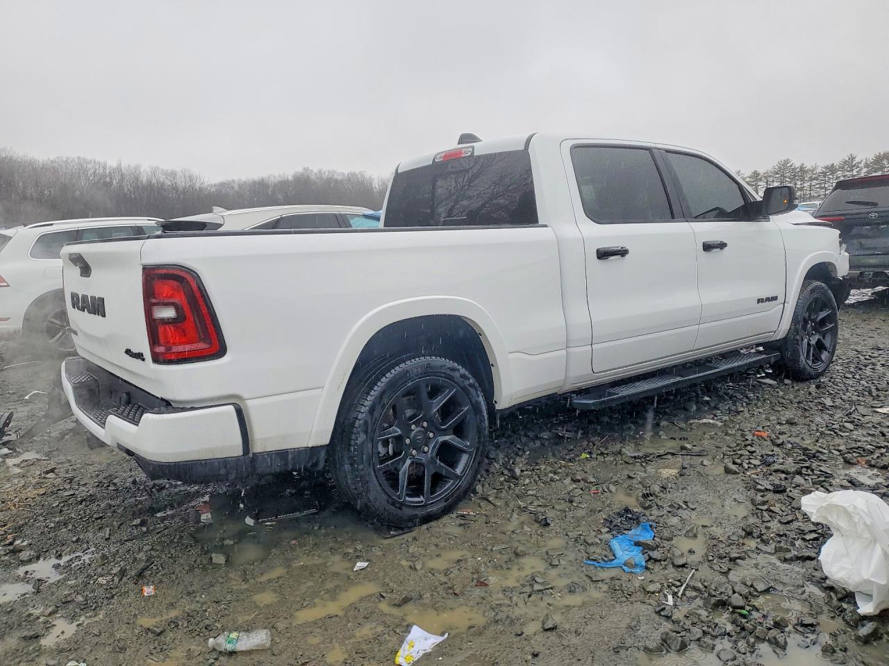 2025 Ram 1500 Laramie - Фото 3