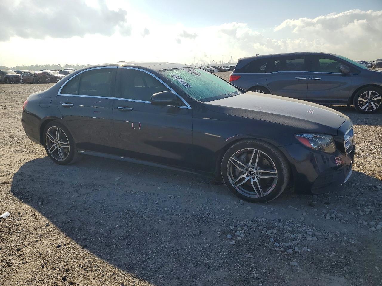 2017 Mercedes-Benz E 300 - Image 4