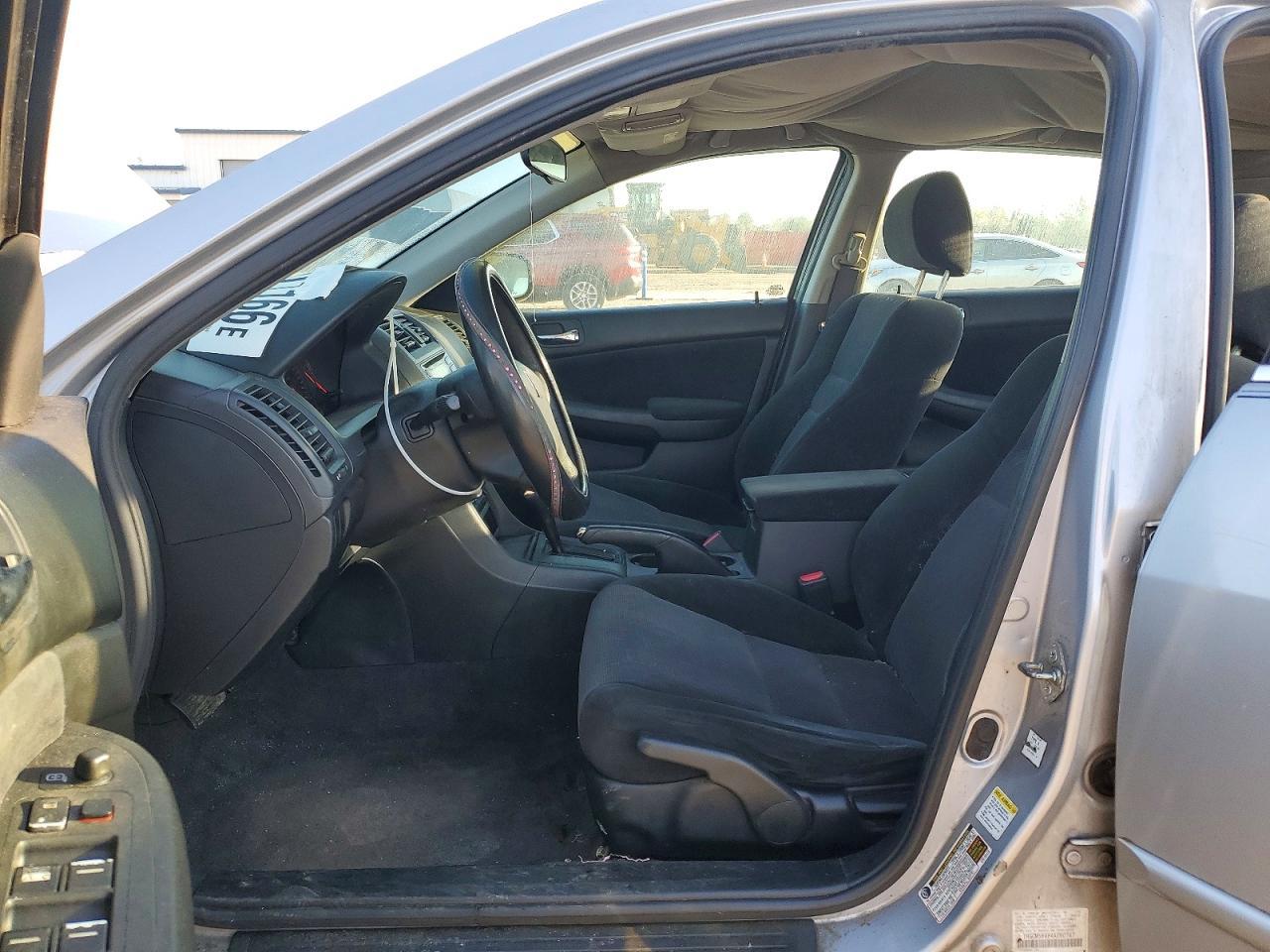 2004 Honda Accord Lx - Image 7