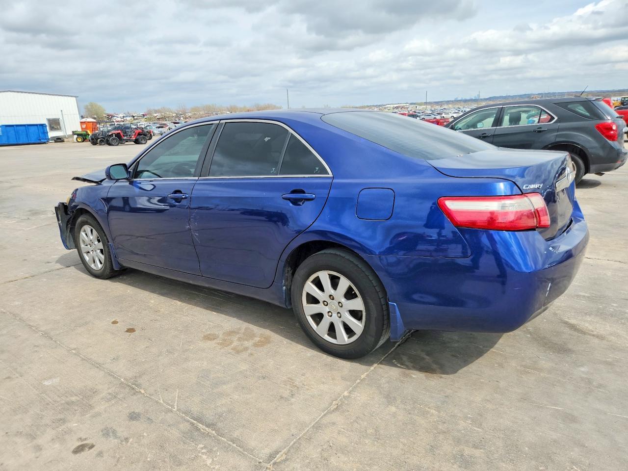 2007 Toyota Camry Le - Фото 2