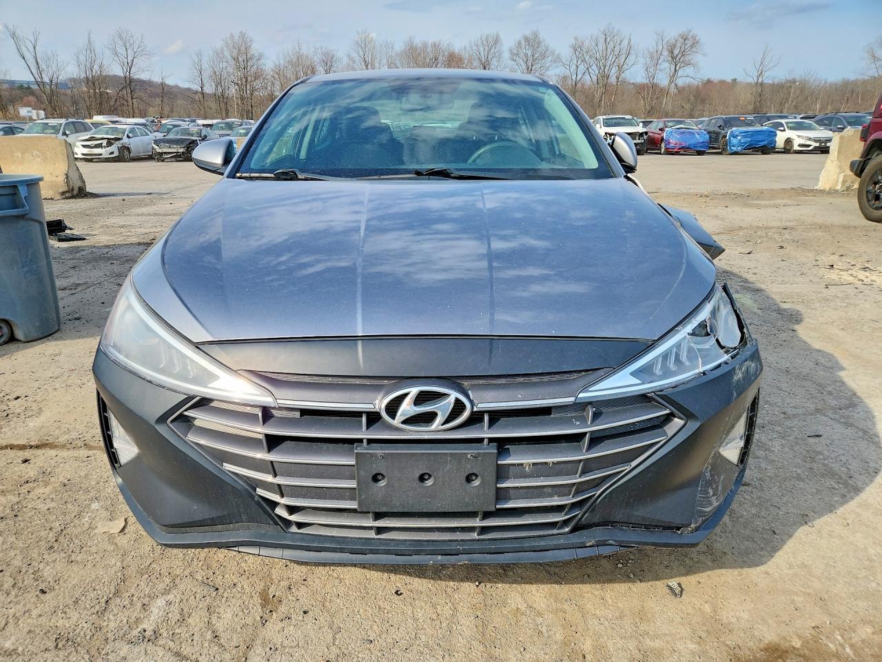 2019 Hyundai Elantra Se - Фото 5
