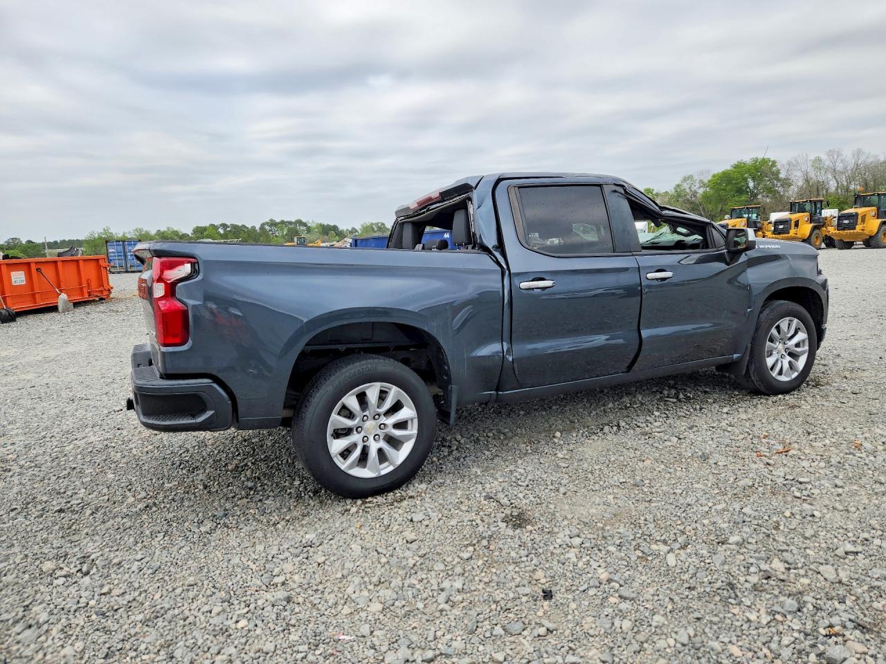 2020 Chevrolet Silverado C1500 Custom - Image 3