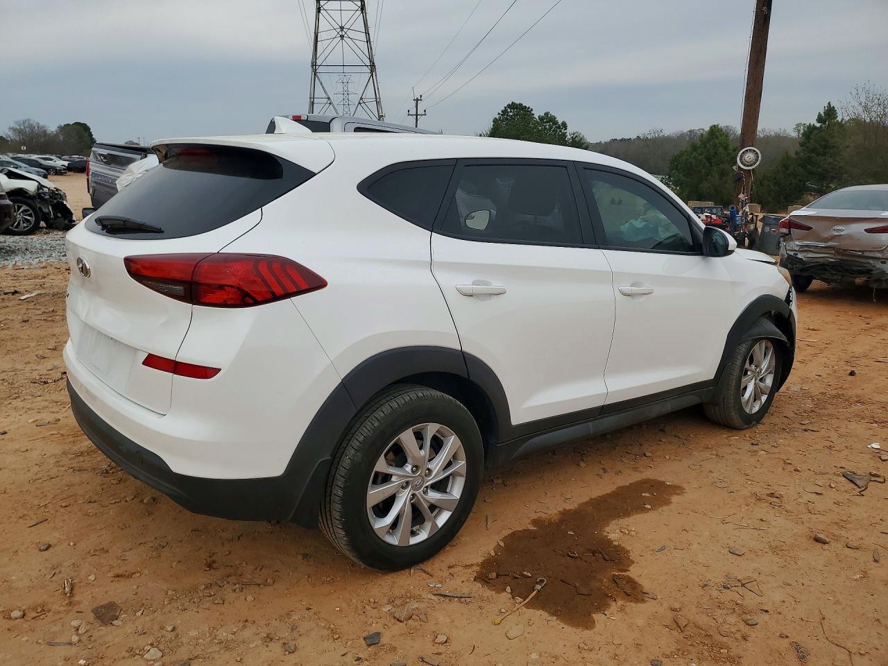 2020 Hyundai Tucson Se - Image 3