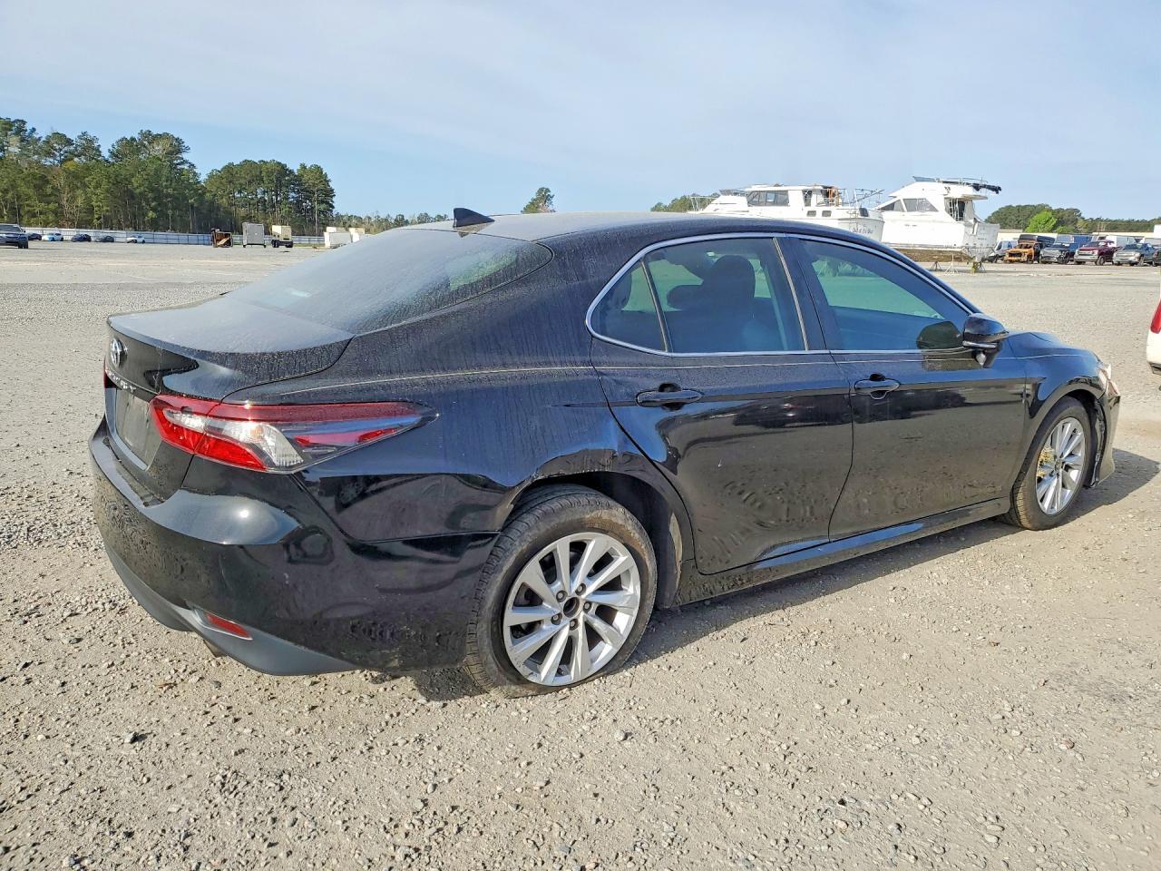 2021 Toyota Camry Le - Image 3