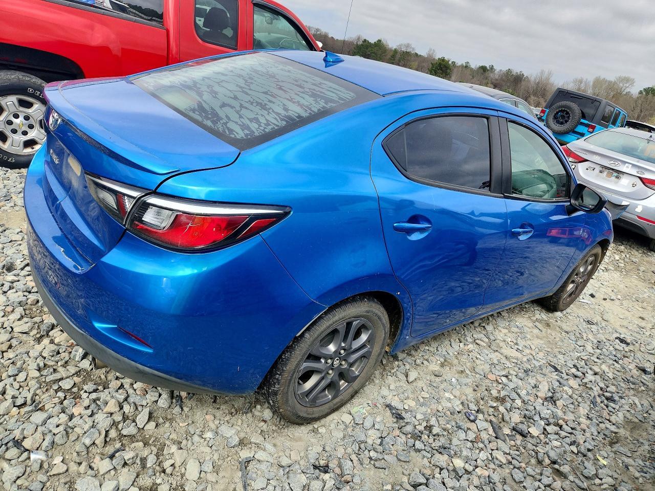 2019 Toyota Yaris Le - Фото 3