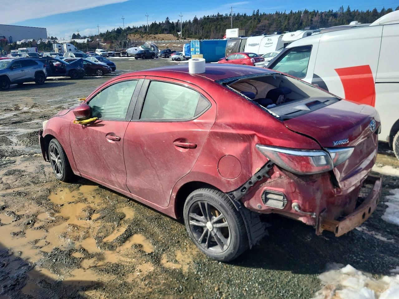 2016 Toyota Yaris - Image 2