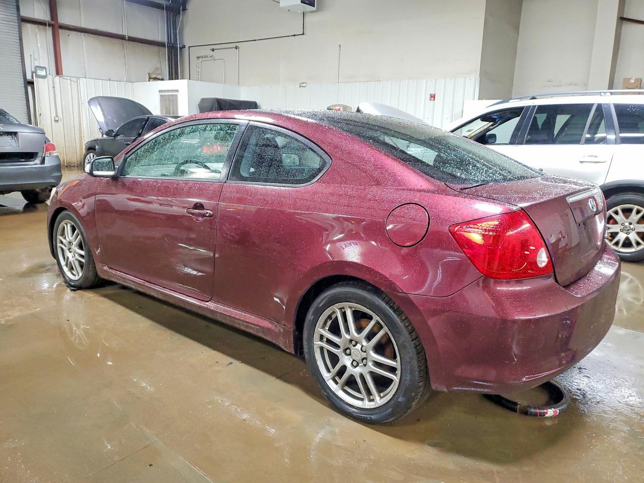 2005 Scion Tc Base - Фото 2