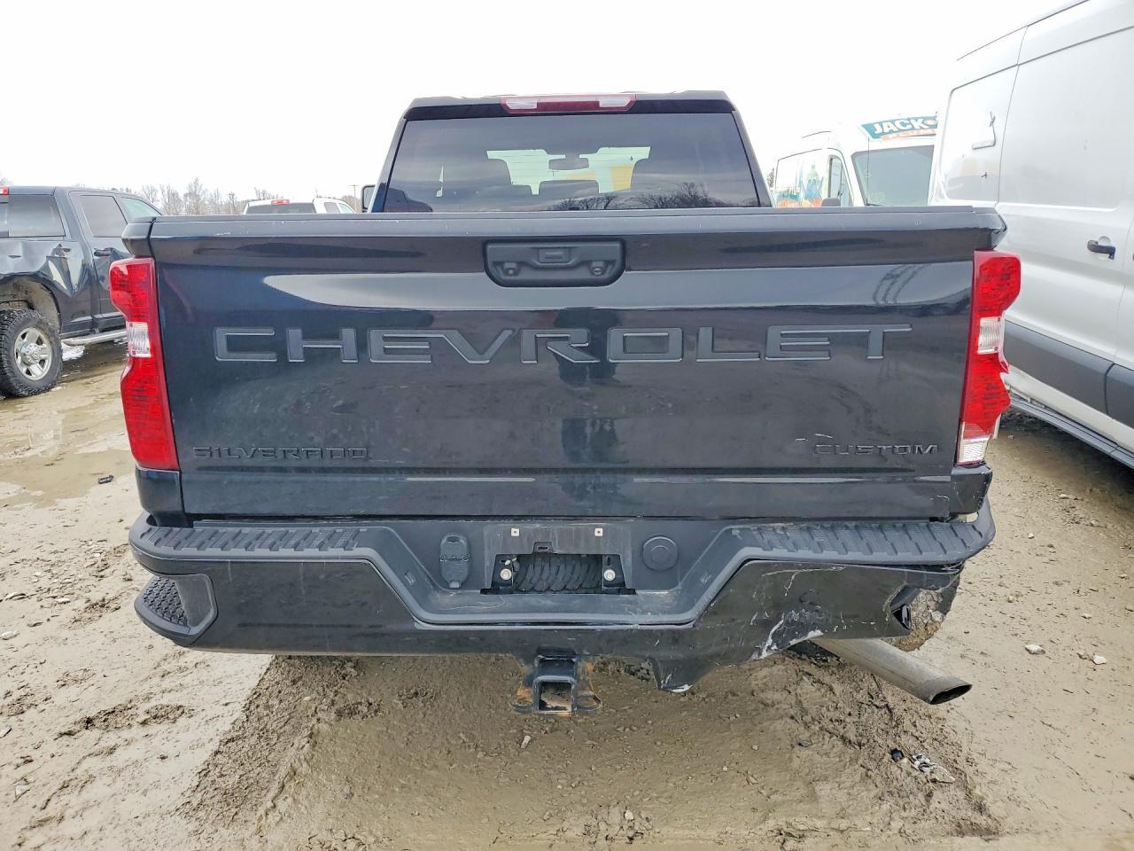 2023 Chevrolet Silverado K2500 Custom - Фото 6
