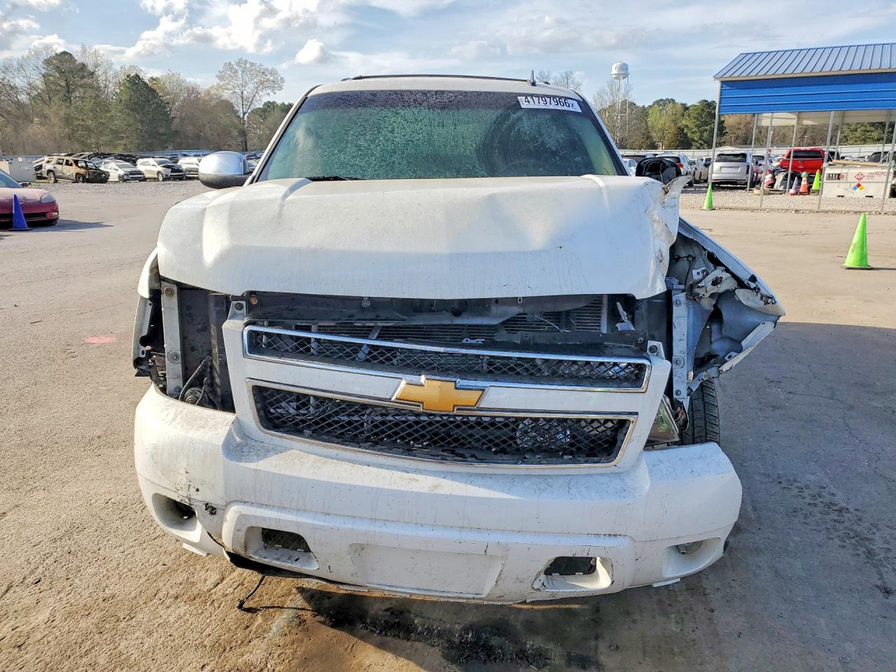 2013 Chevrolet Tahoe C1500 Ls - Image 5