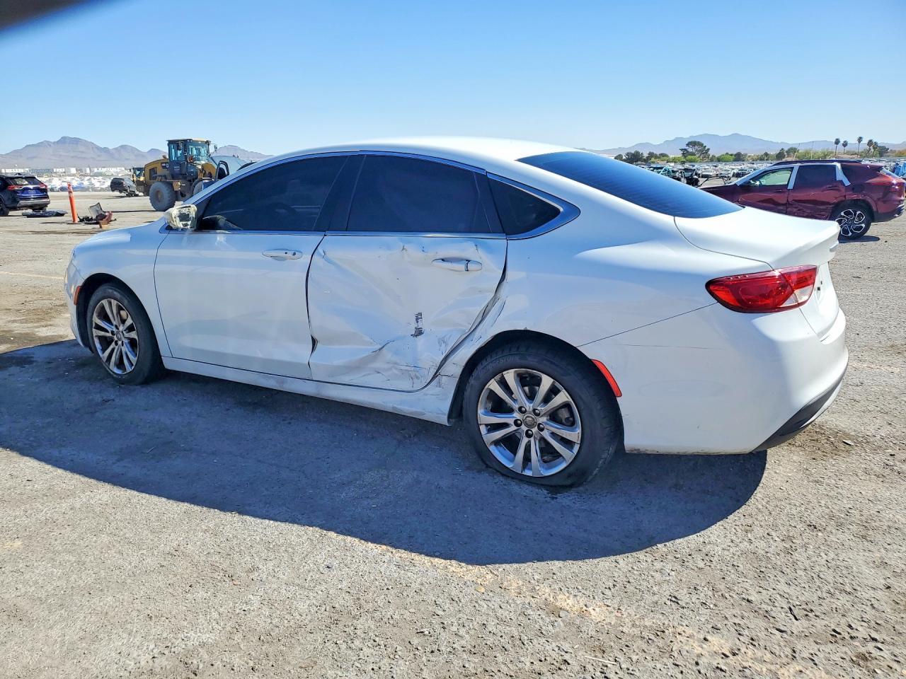 2016 Chrysler 200 Lx - Image 2