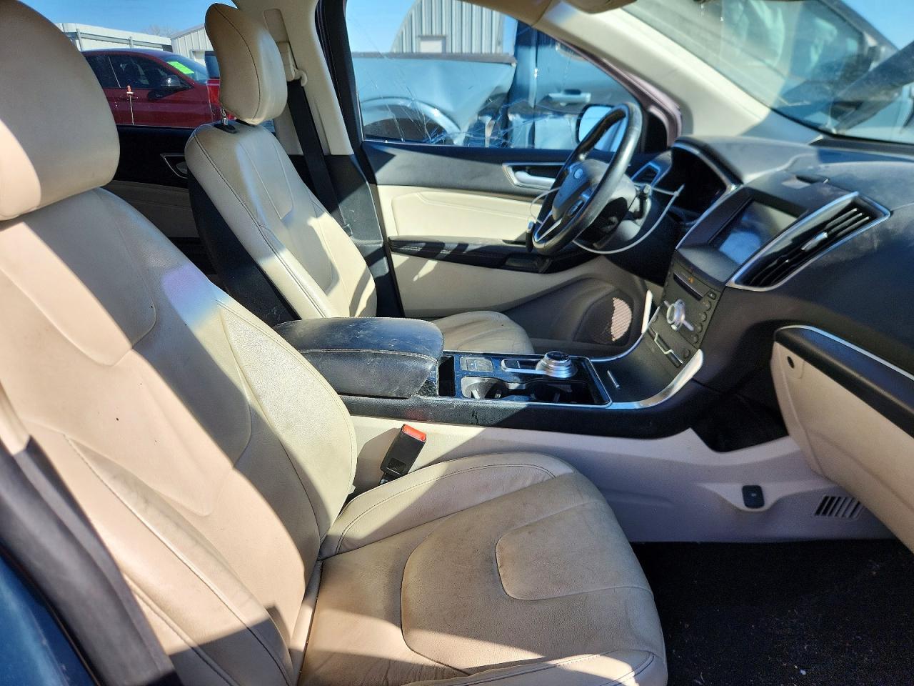 2019 Ford Edge Titanium - Image 7