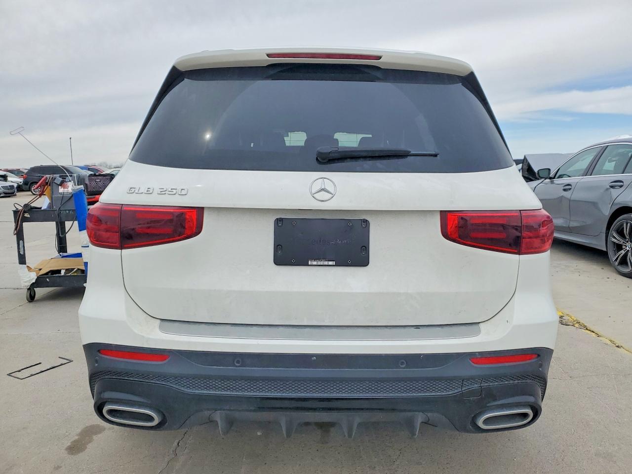 2025 Mercedes-Benz Glb 250 - Фото 6