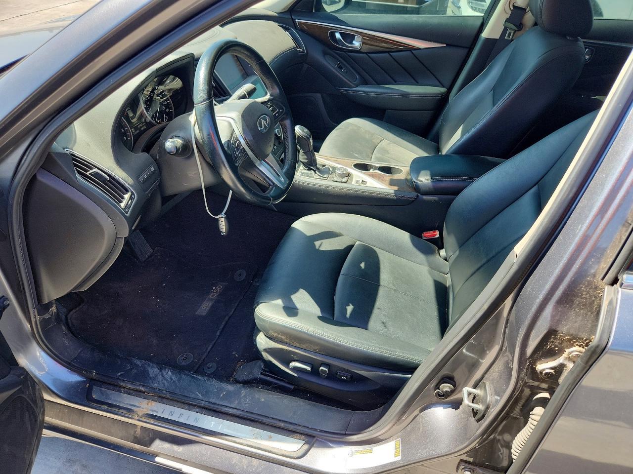 2018 Infiniti Q50 3.0T Luxe - Image 7