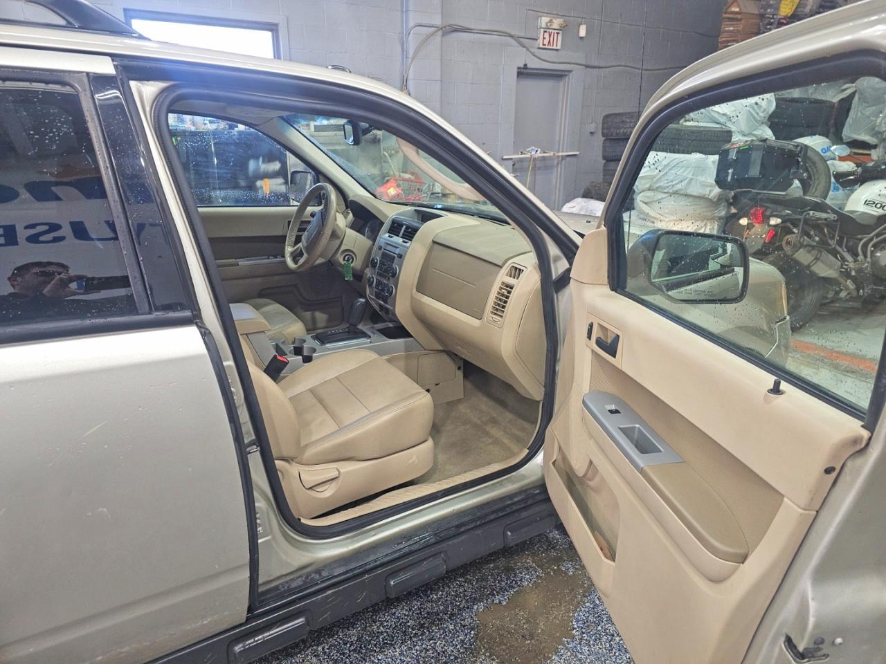 2012 Ford Escape Xlt - Image 5