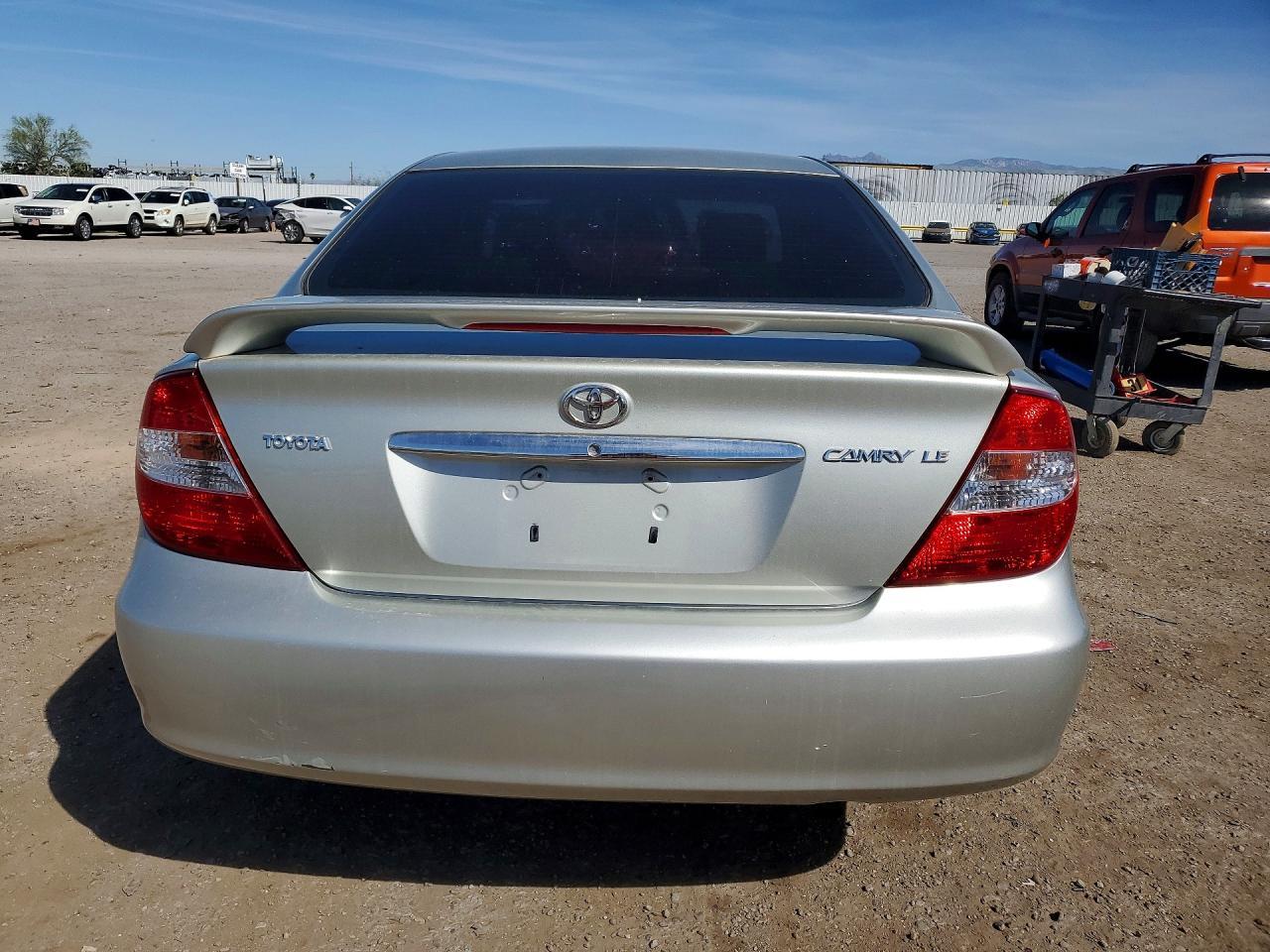 2002 Toyota Camry Le - Image 6