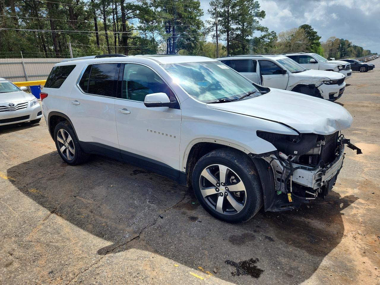 2018 Chevrolet Traverse Lt - Фото 4