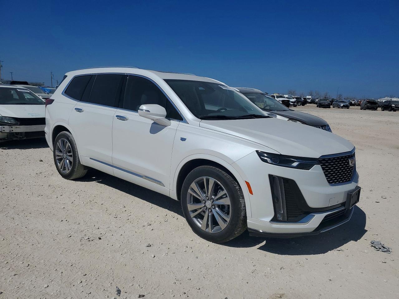 2025 Cadillac Xt6 Premium Luxury - Image 4