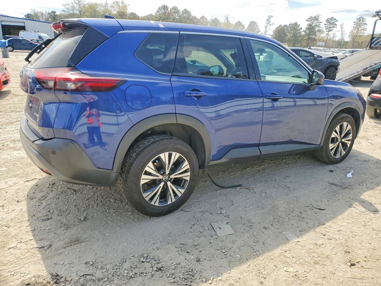 2021 Nissan Rogue Sv - Фото 3