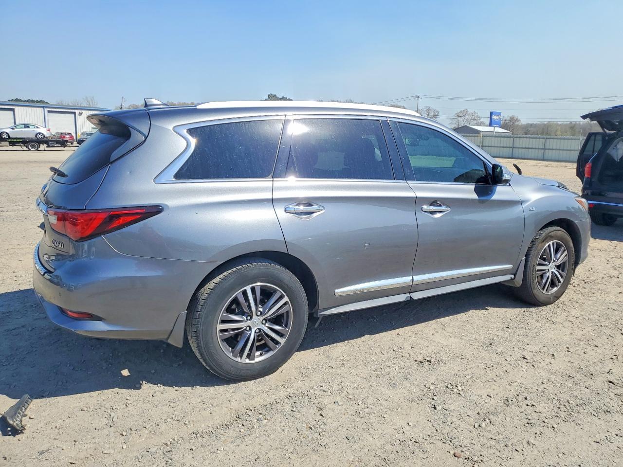 2018 Infiniti Qx60 Base - Фото 3