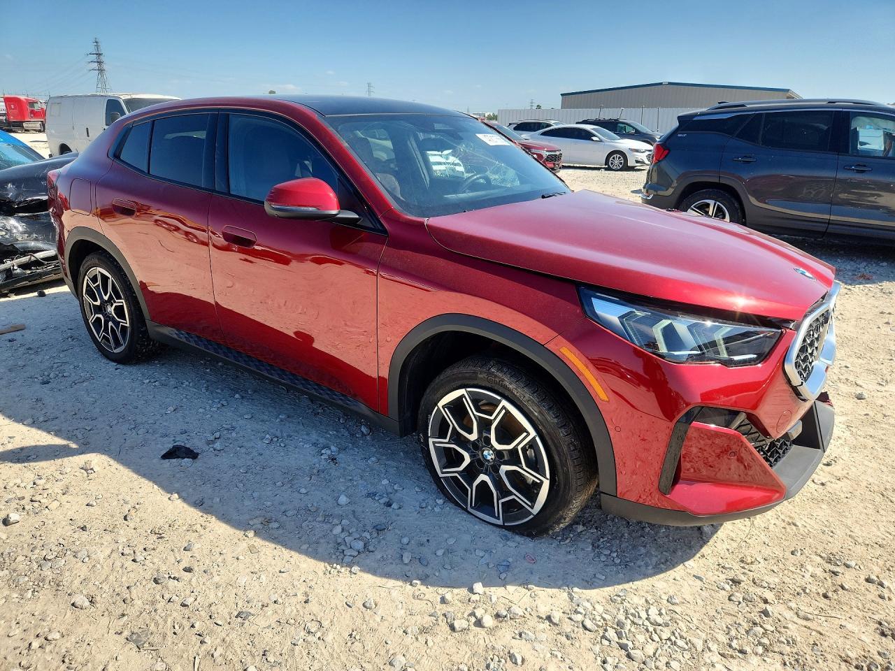 2025 BMW X2 xDrive28I - Image 4