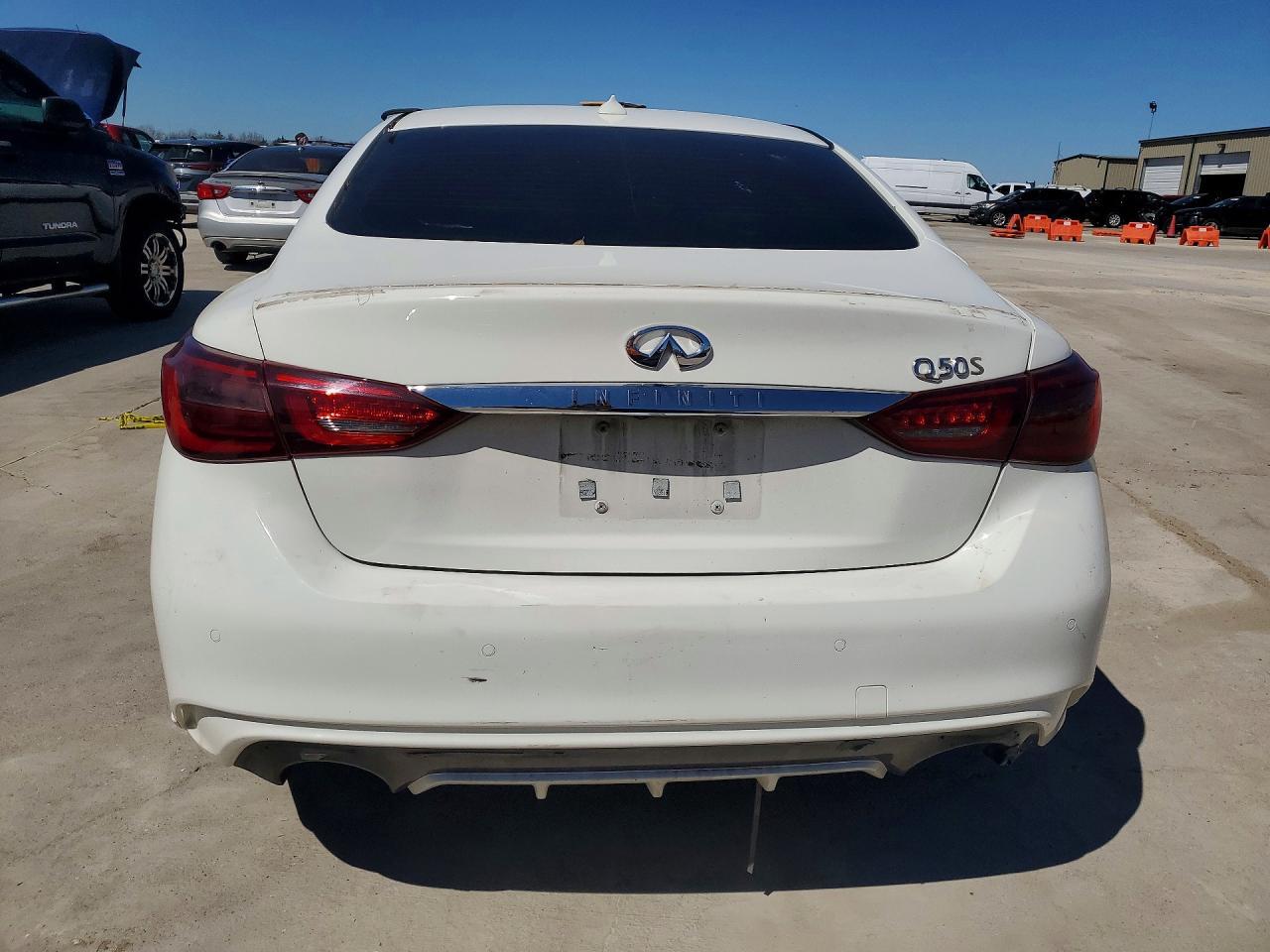 2018 Infiniti Q50 Red Sport 400 - Image 6