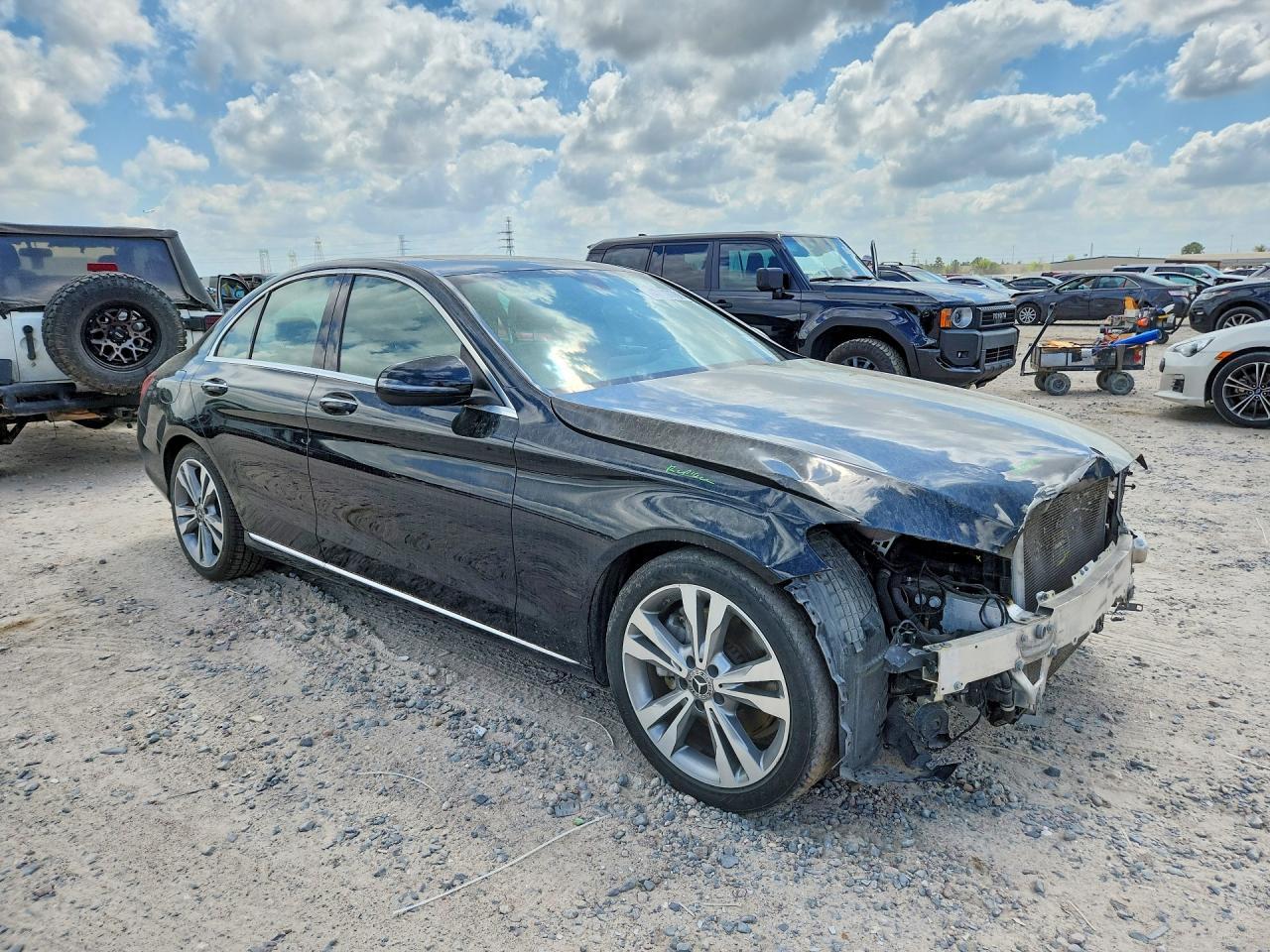 2018 Mercedes-Benz C 300 - Фото 4