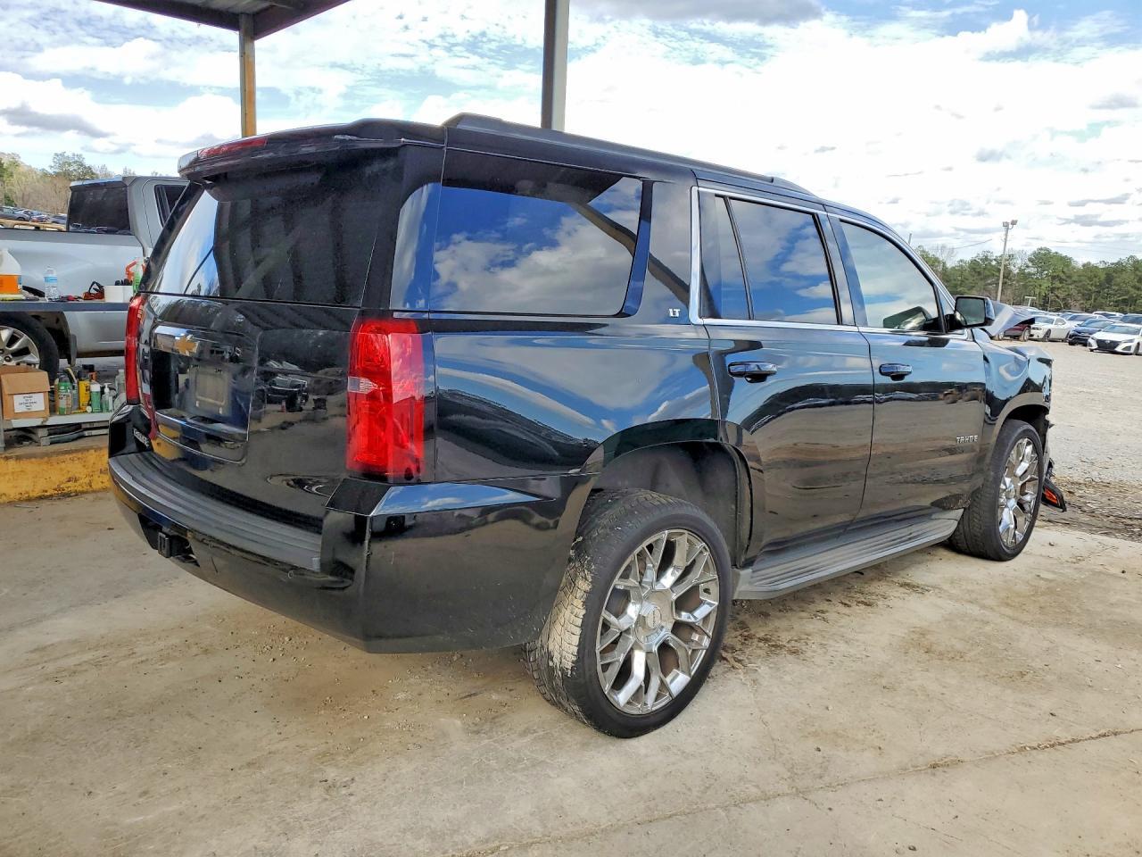 2015 Chevrolet Tahoe C1500 Lt - Image 3