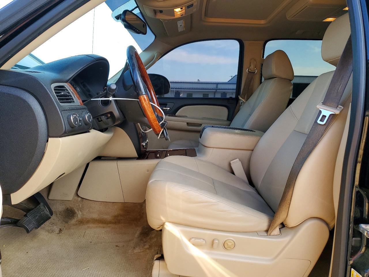 2008 Chevrolet Avalanche K1500 - Image 7