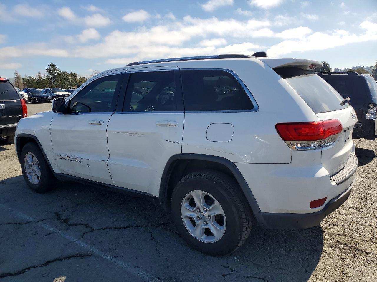 2014 Jeep Grand Cherokee Laredo - Фото 2