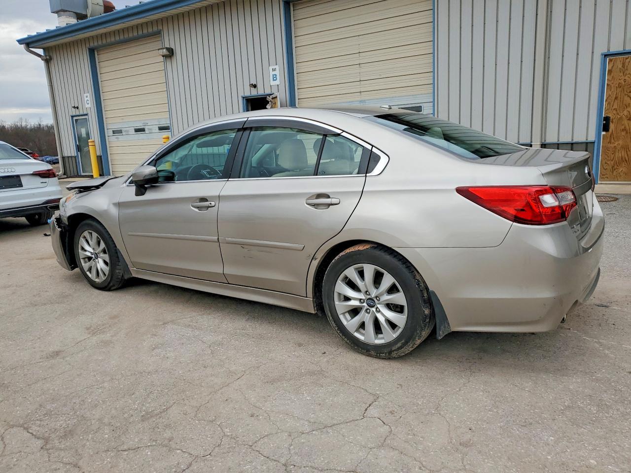 2015 Subaru Legacy 2.5I Premium - Фото 2