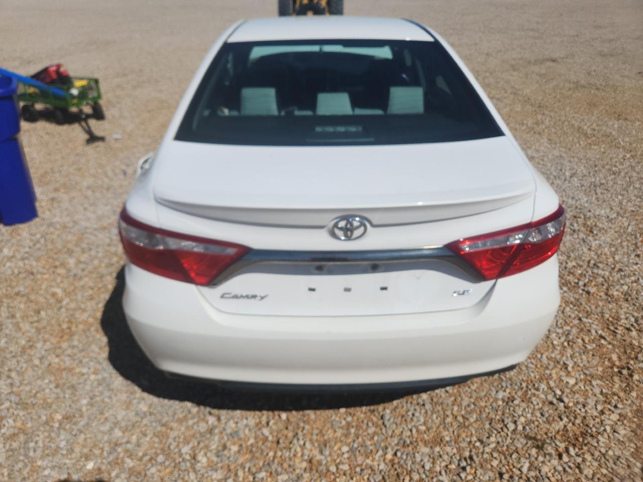 2016 Toyota Camry Se - Фото 6