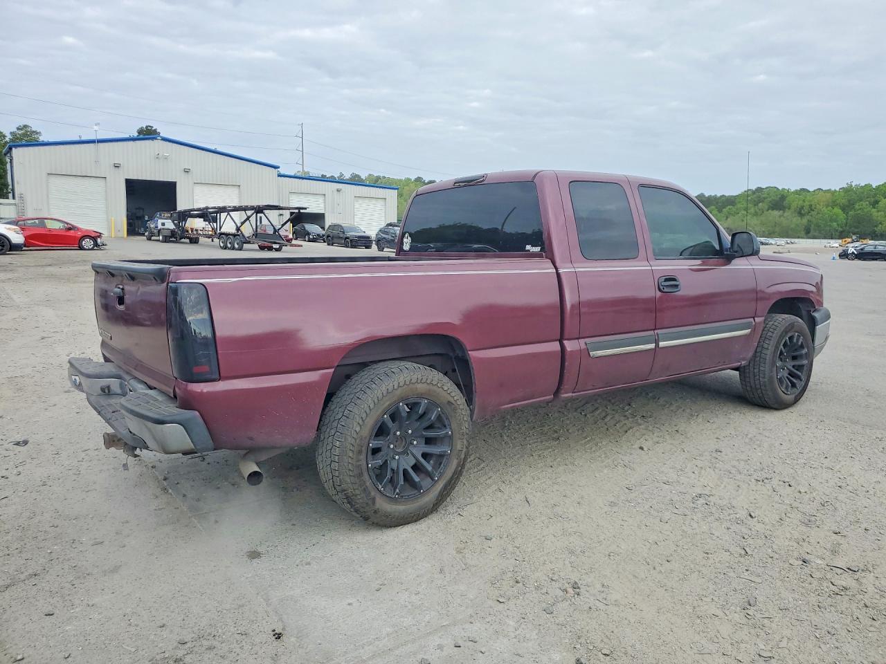 2003 Chevrolet Silverado C1500 - Фото 3