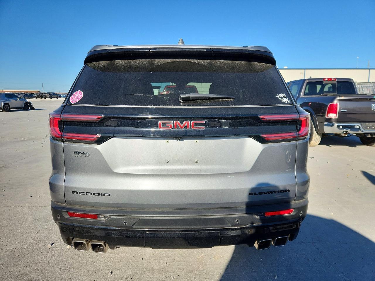 2025 GMC Acadia Elevation - Фото 6