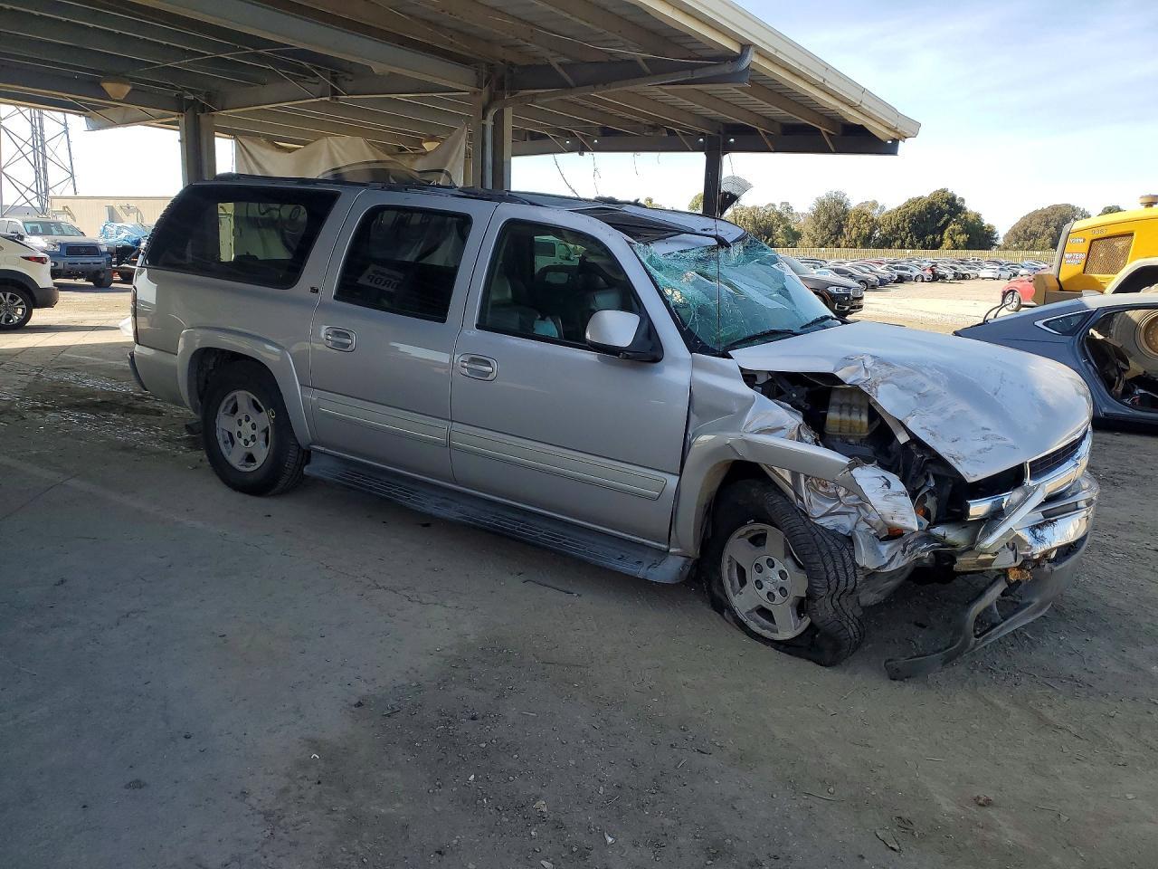 2006 Chevrolet Suburban K1500 - Image 4