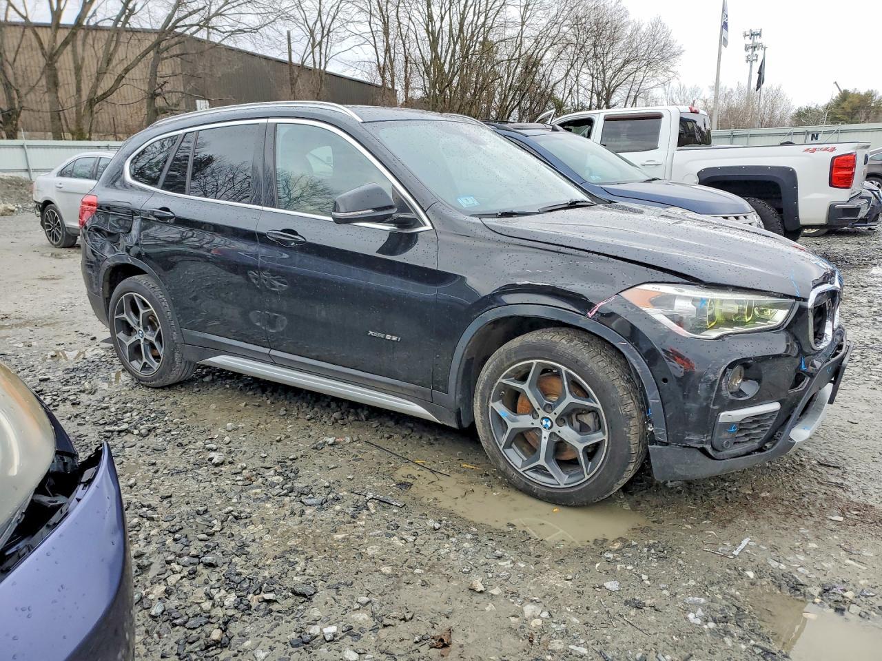 2017 BMW X1 - Фото 4