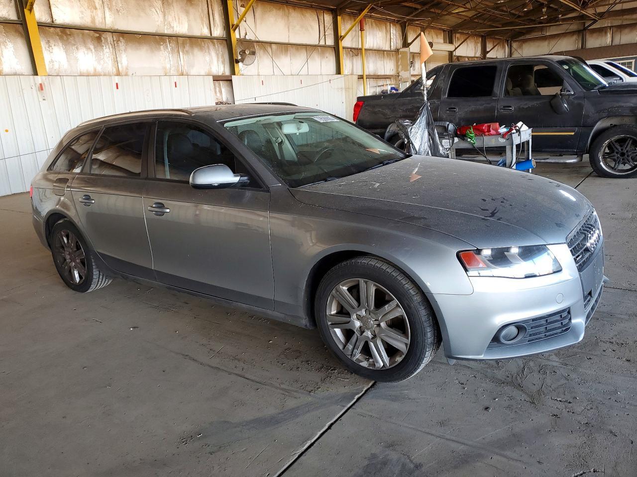 2010 Audi A4 Premium - Image 4