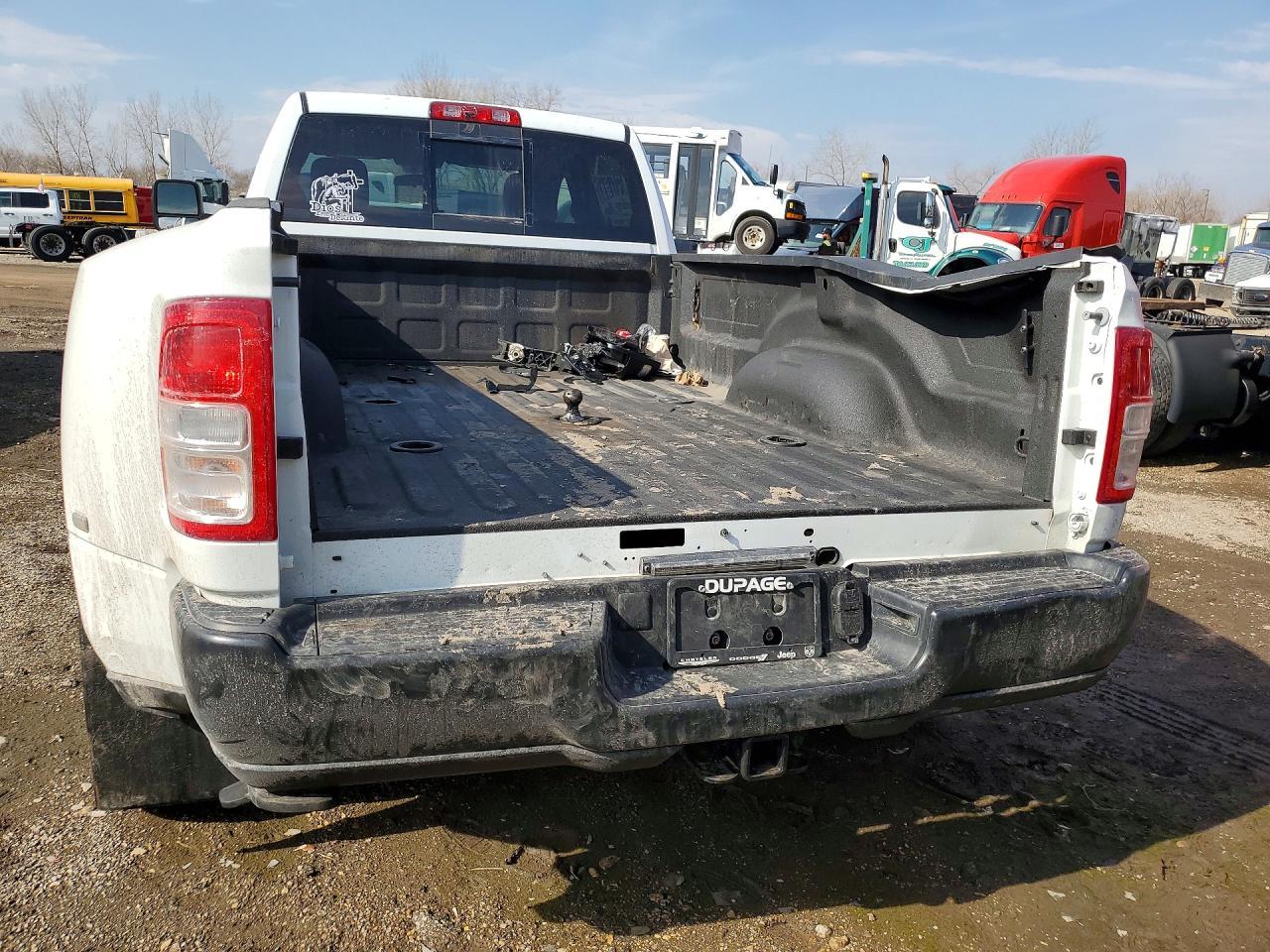 2024 Ram 3500 Tradesman - Фото 6