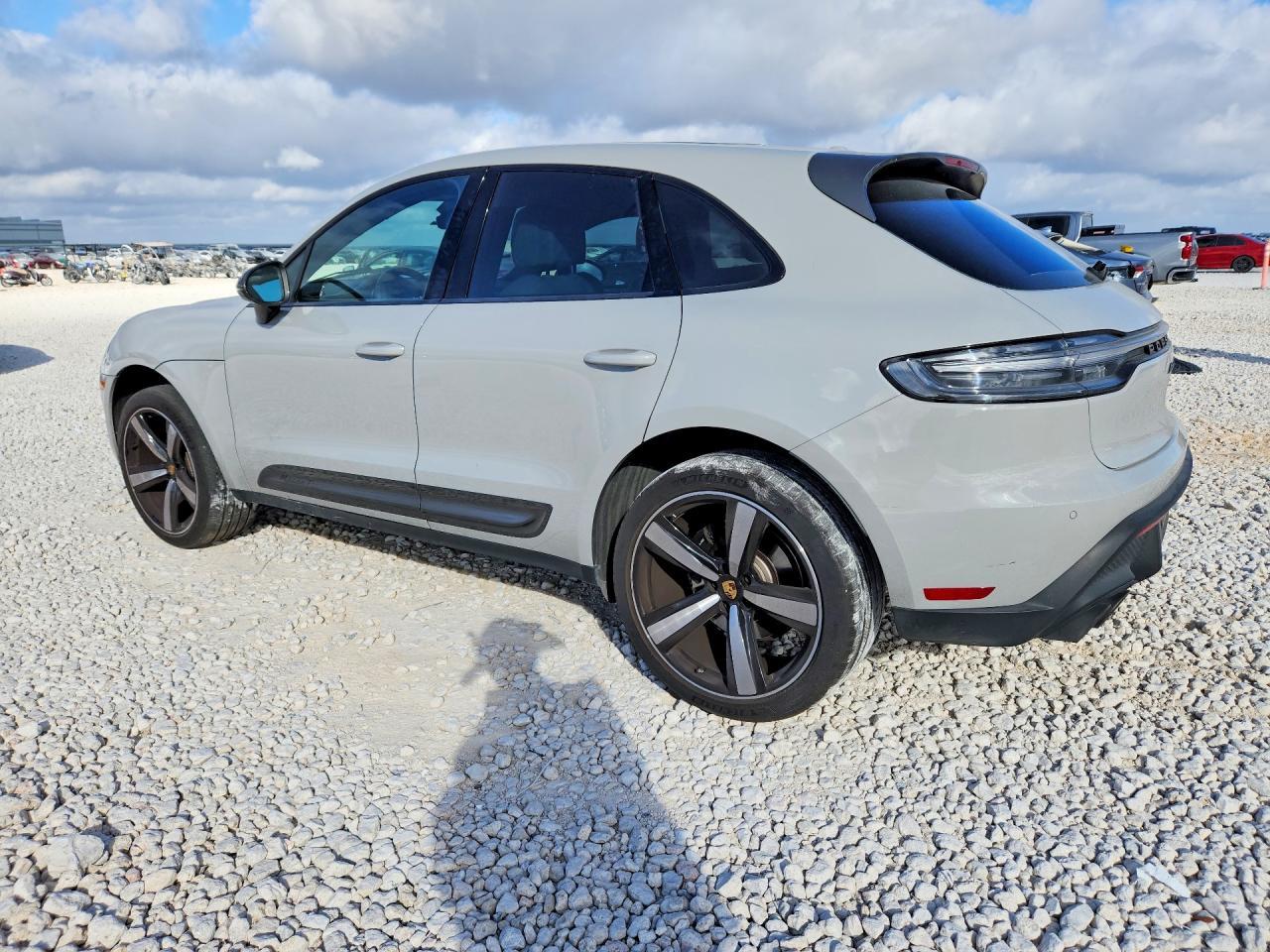 2024 Porsche Macan Base - Фото 2