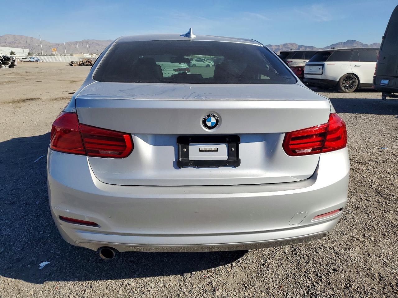 2016 BMW 320 I - Image 6