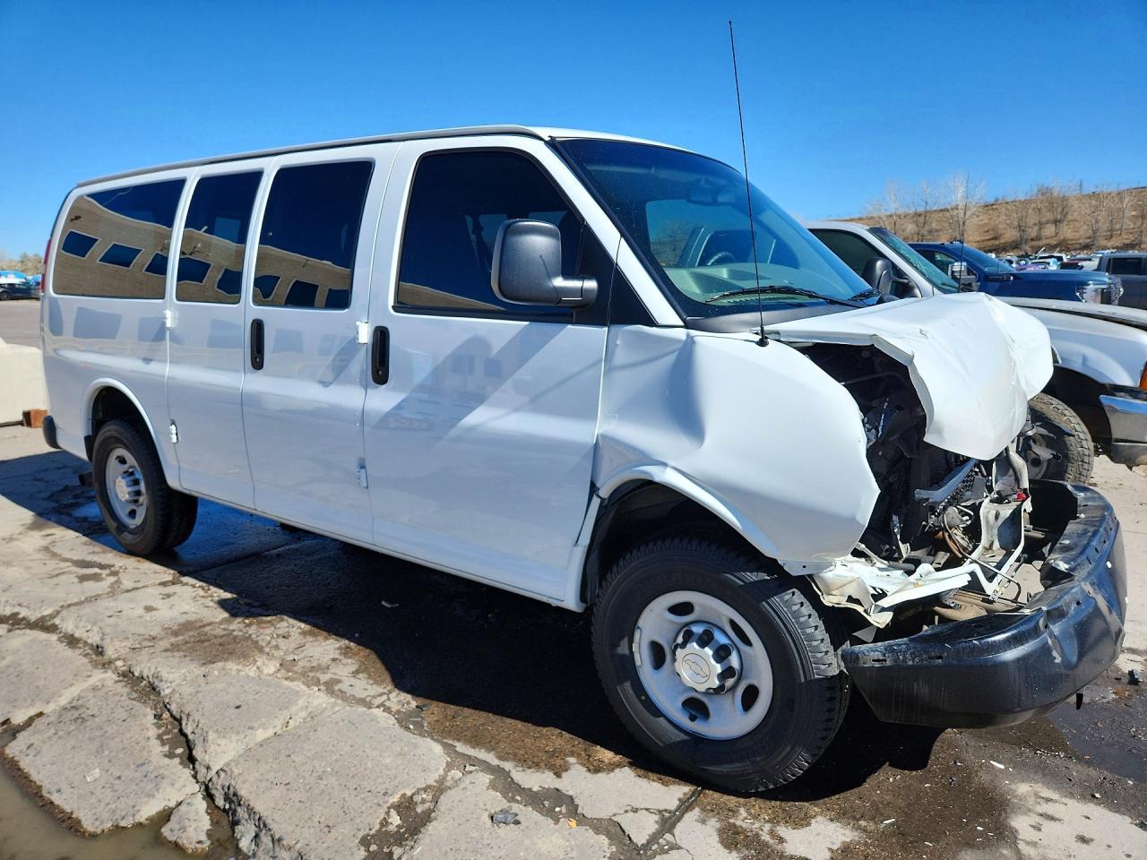 2014 Chevrolet Express G3500 Ls - Фото 4