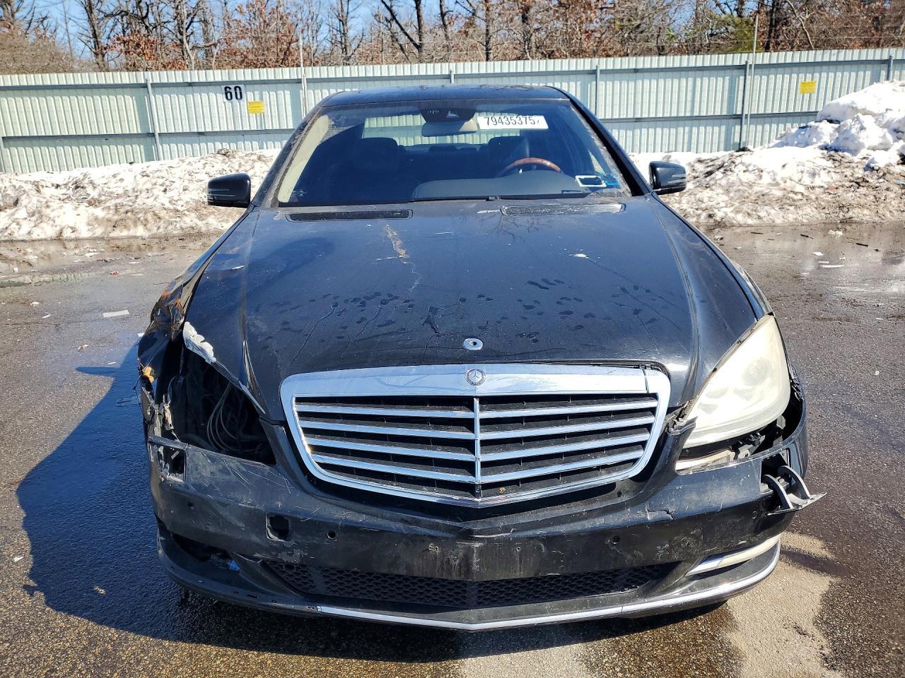2011 Mercedes-Benz S 550 4Matic - Image 5