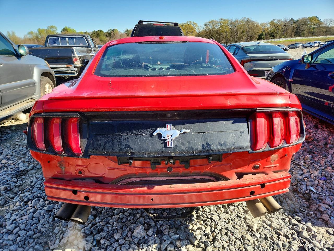 2019 Ford Mustang - Image 6