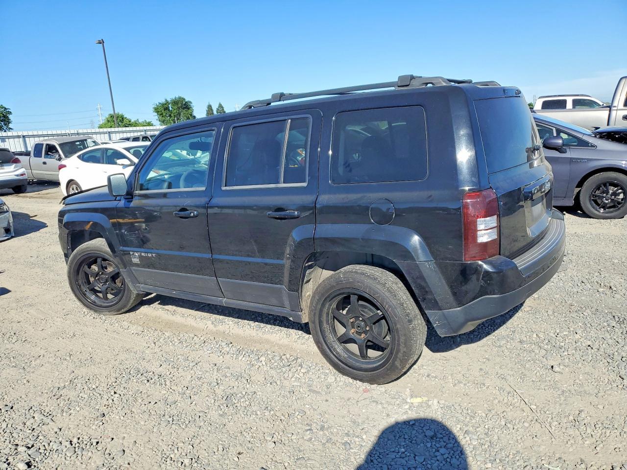 2016 Jeep Patriot Sport - Фото 2