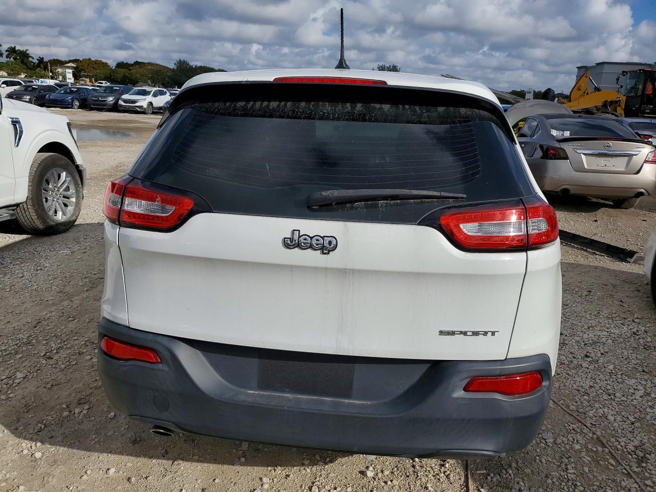 2014 Jeep Cherokee Sport - Фото 6